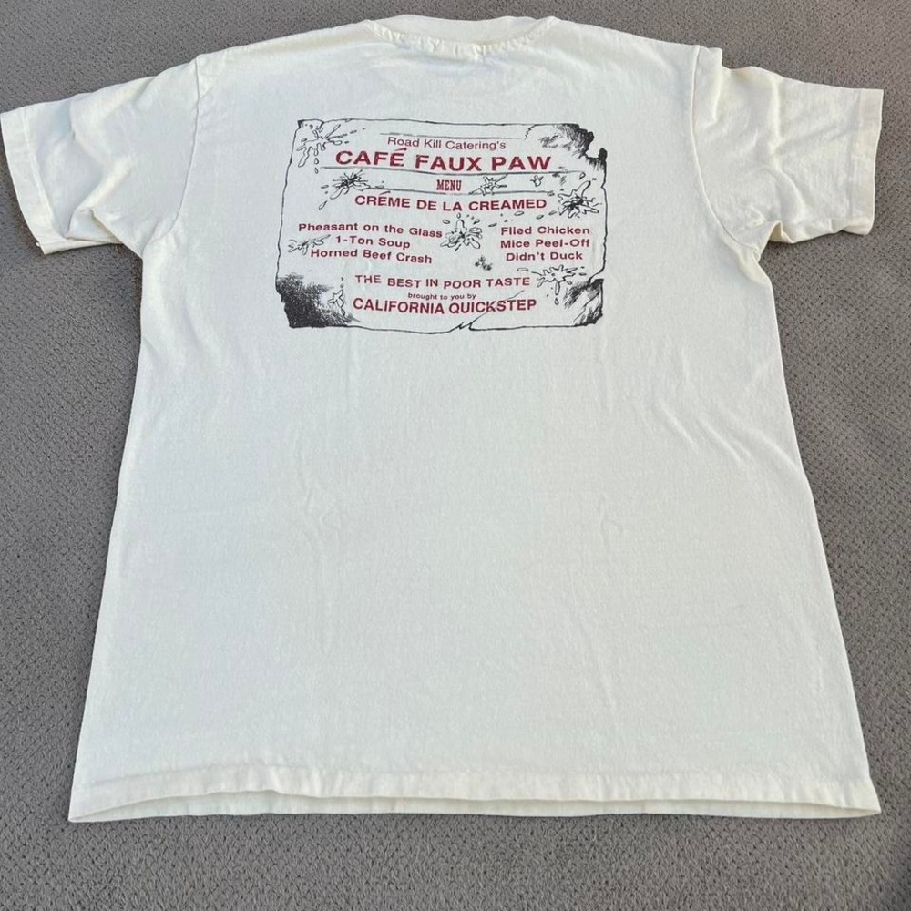 Vintage 1980s Road kill catering funny shirt Made in USA. Tagged large - Picture 4 of 8